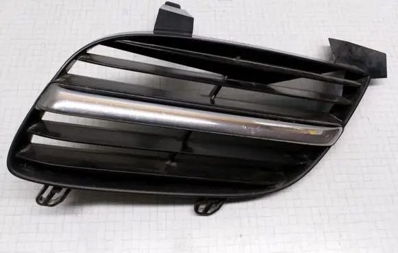 Nissan Almera N16 Front bumper lower grill 62332BM400
