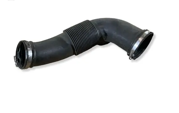 Audi Q7 4L Air intake hose/pipe 4L0129628D
