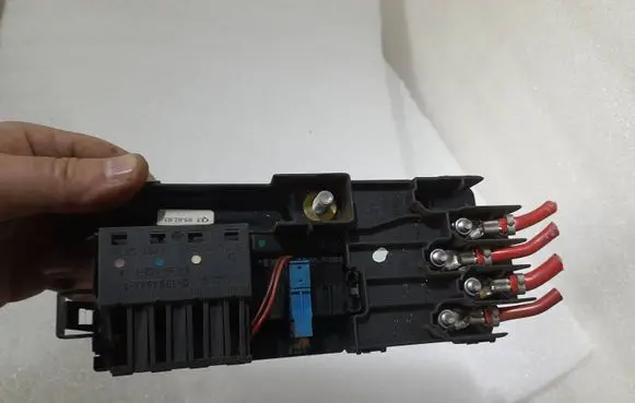 Mercedes-Benz E W211 Fuse module A2115452301 2115452301