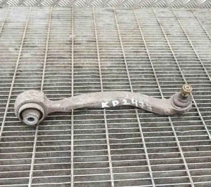 Mercedes-Benz C W204 Front lower control arm/wishbone A20446