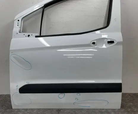 Ford Transit Courier Front door 
