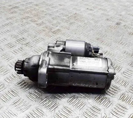 Volkswagen Golf VIII Starter motor 0001179602 0001179603