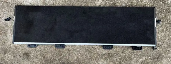 Land Rover Discovery 5 Trunk/boot sill cover protection 924118424