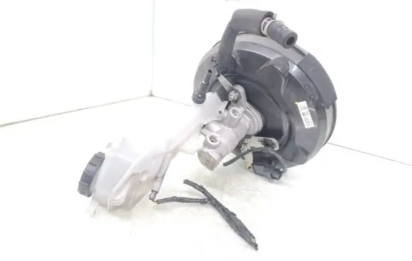 Mazda CX-3 Brake booster 8511KT025 DF7B43800 0204836422