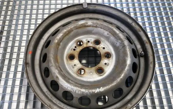 Mercedes-Benz Sprinter W907 W910 R16 steel rim A9074014900