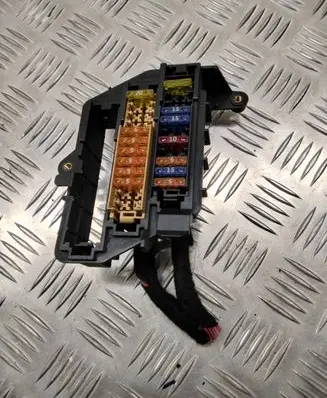 Audi A6 Allroad C6 Fuse module 4F1971845A