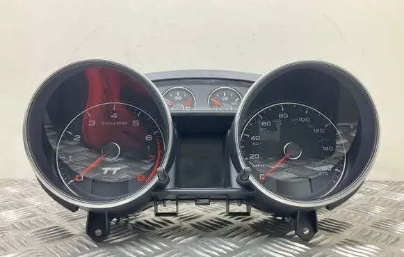 Audi TT TTS Mk2 Speedometer (instrument cluster) 8J0920980F