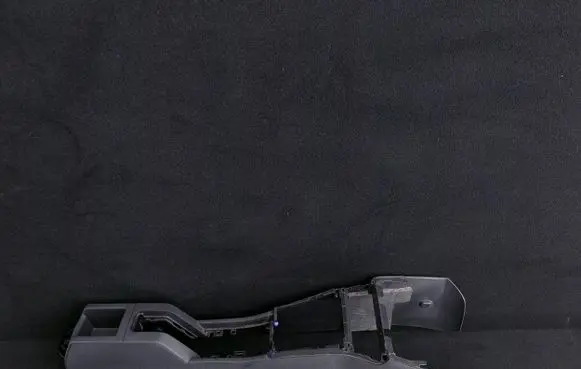 Opel Astra H Center console 13127111