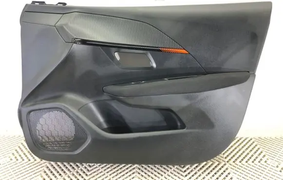 Peugeot 208 Front door card panel trim
