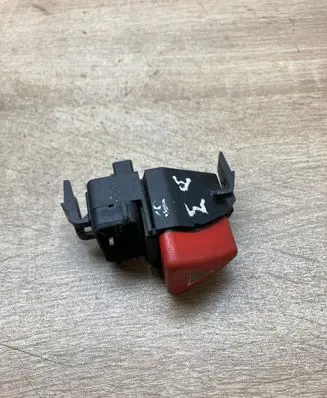 Mercedes-Benz A W168 Hazard light switch A1688201210 33019001