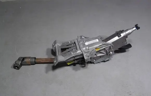 Ford Focus Steering wheel axle BV6N3C529GF