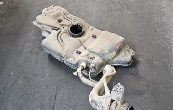 Peugeot 5008 II Fuel tank 9813793180 IMPRK1599414