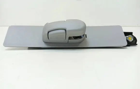 Honda CR-V Front seatbelt