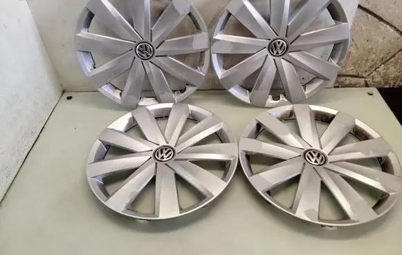 Volkswagen PASSAT B7 R16 wheel hub/cap/trim 