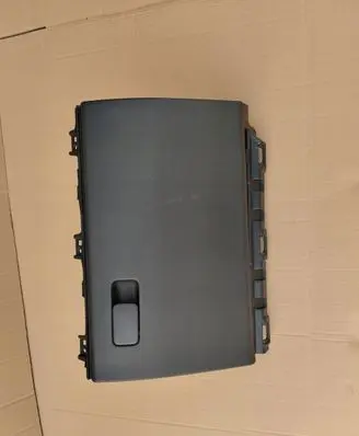 Hyundai i30 Glove box