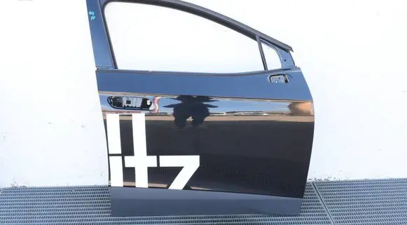 Volkswagen ID.4 Front door 