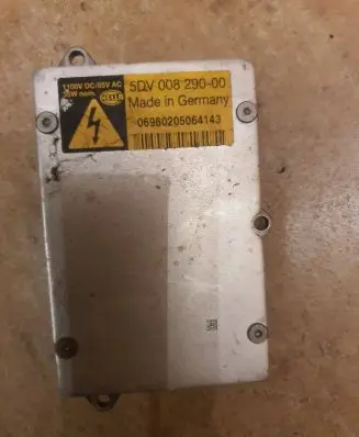 Mercedes-Benz ML W164 Headlight ballast module Xenon 06960205064143