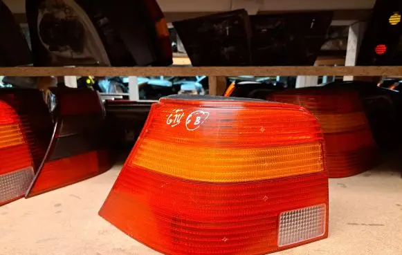 Volkswagen Golf IV Rear/tail lights 1J6945095R 1J6945095