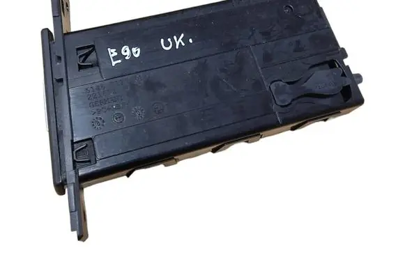 BMW 3 E90 E91 Cup holder 7127463