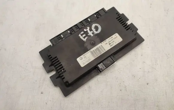 BMW X5 E70 Light module LCM 9147387