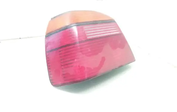 Volkswagen Golf III Rear/tail lights 1H6945111 1H6945257