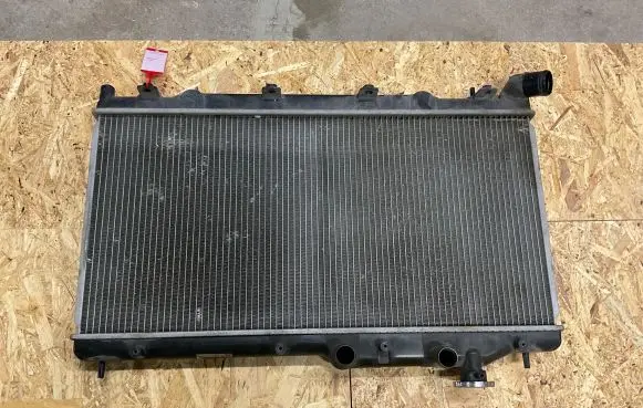 Subaru Legacy Coolant radiator 080321