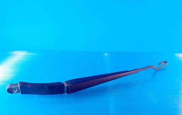 Volvo XC90 Front wiper blade arm 8620839