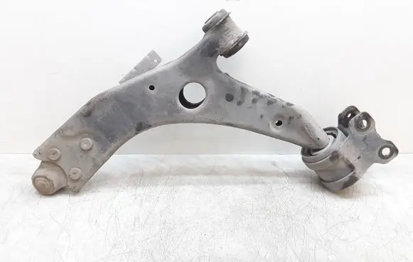 Volvo V50 Front lower control arm/wishbone