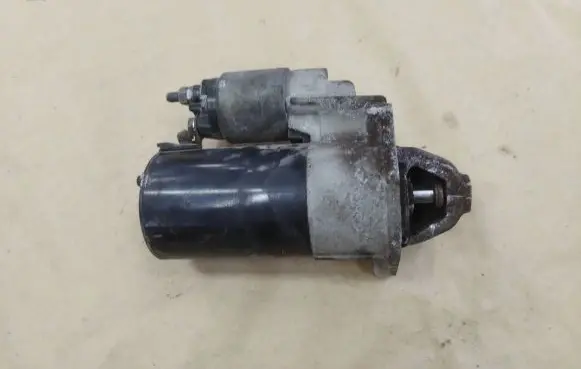 Fiat Punto (199) Starter motor 518047444152