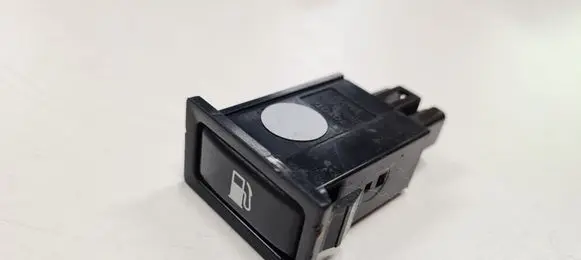 Toyota Avensis T250 Fuel tank opening switch 156795 R156795