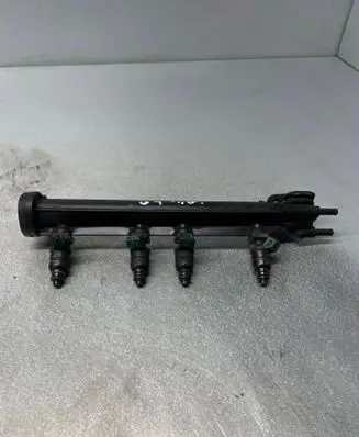 Volkswagen Golf IV Fuel main line pipe 06A133317A