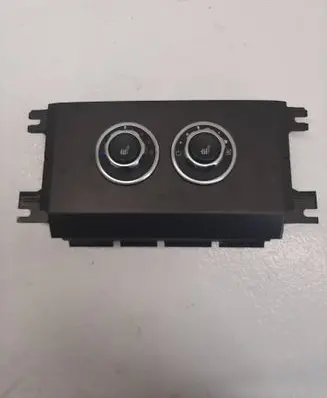 Land Rover Range Rover L322 Seat heating switch P7H4218C612JB