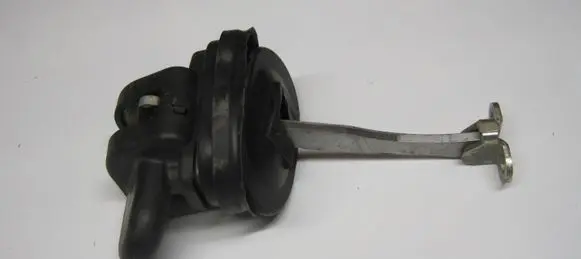 Maserati Quattroporte Front door check strap stopper 66513400