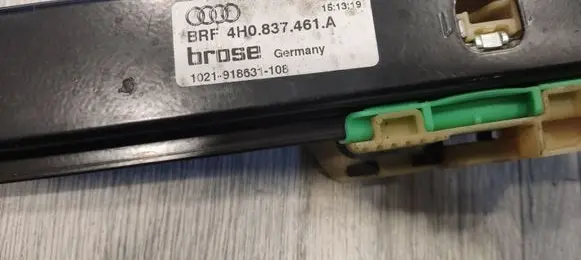 Audi A8 S8 D4 4H Front window lifting mechanism without motor 4H0837461A