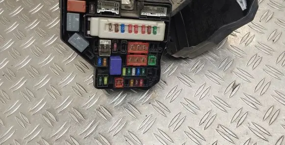 Toyota Yaris Fuse box set