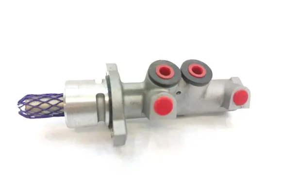 Master brake cylinder