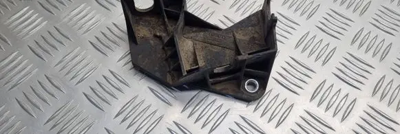 Volvo V50 Gear shift cable bracket 30681386