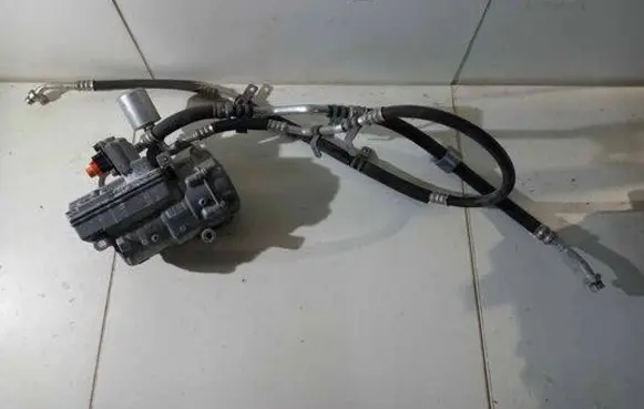 Renault Zoe Air conditioning (A/C) compressor (pump) 926008999R 0422001480 02605622