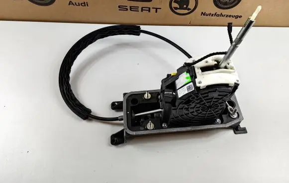 Volkswagen Tiguan Allspace Gear shifter/selector 5QH713023 S0382110170