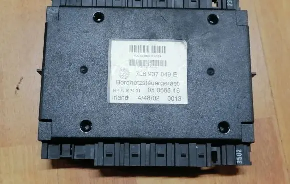 Volkswagen Touareg I Comfort/convenience module 7L6937049E H47S2401 05066516
