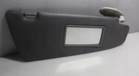 Sun visor clip/hook/bracket