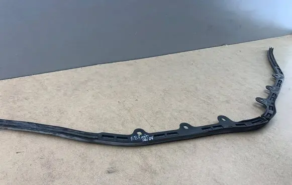 BMW 1 E81 E87 Engine compartment rubber 8045445 51768045445