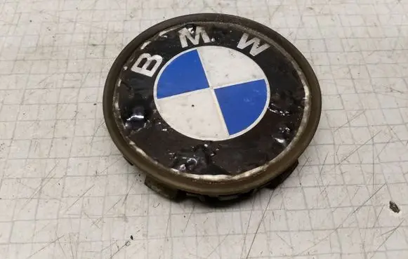 BMW 3 E90 E91 Original wheel cap 8768640
