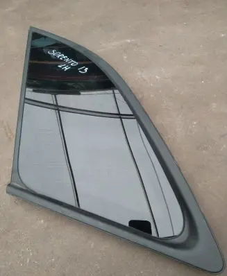 KIA Sorento Rear side window 878102P100