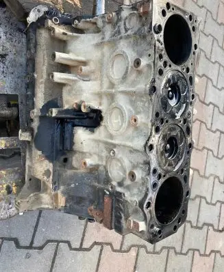 Mitsubishi Pajero Engine block 4M41U