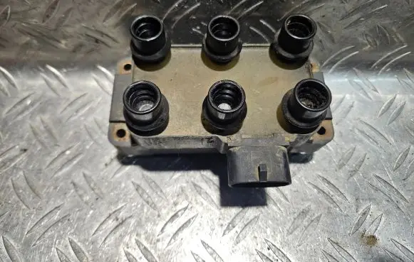 Ford Explorer High voltage ignition coil 90TF12029A1A D08GA