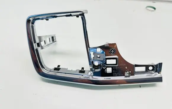 Volvo S90, V90 Dashboard glove box trim 31417211