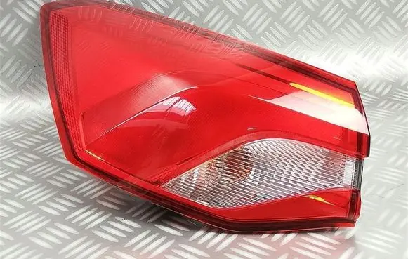 Ford Focus Rear/tail lights JX7B13405AE