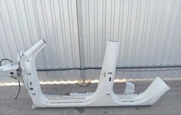 Audi Q3 8U Side car body part 