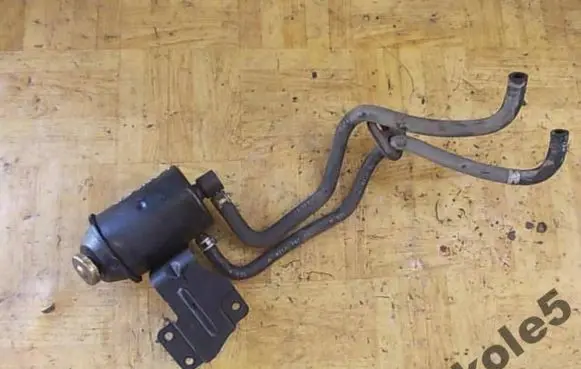 Mitsubishi Lancer Evolution Power steering fluid tank/reservoir